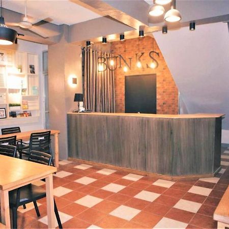 Bunks Hostel (Adults Only) Cebu Exterior photo